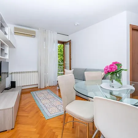 B&a - Center Of Spalato